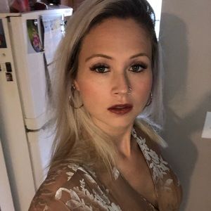 Meet your Posher, Florena